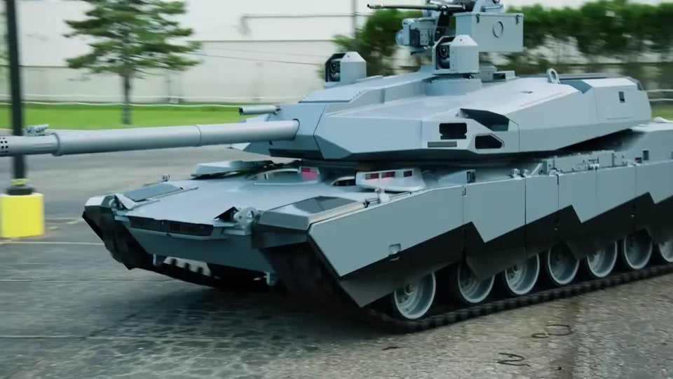 American Post War Abrams X. Painted Resin Model
