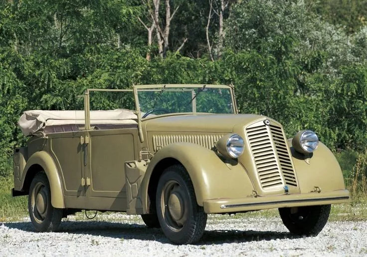 WW2 Italian Lancia Aprilla Coloniale staff Car. Painted Resin Model