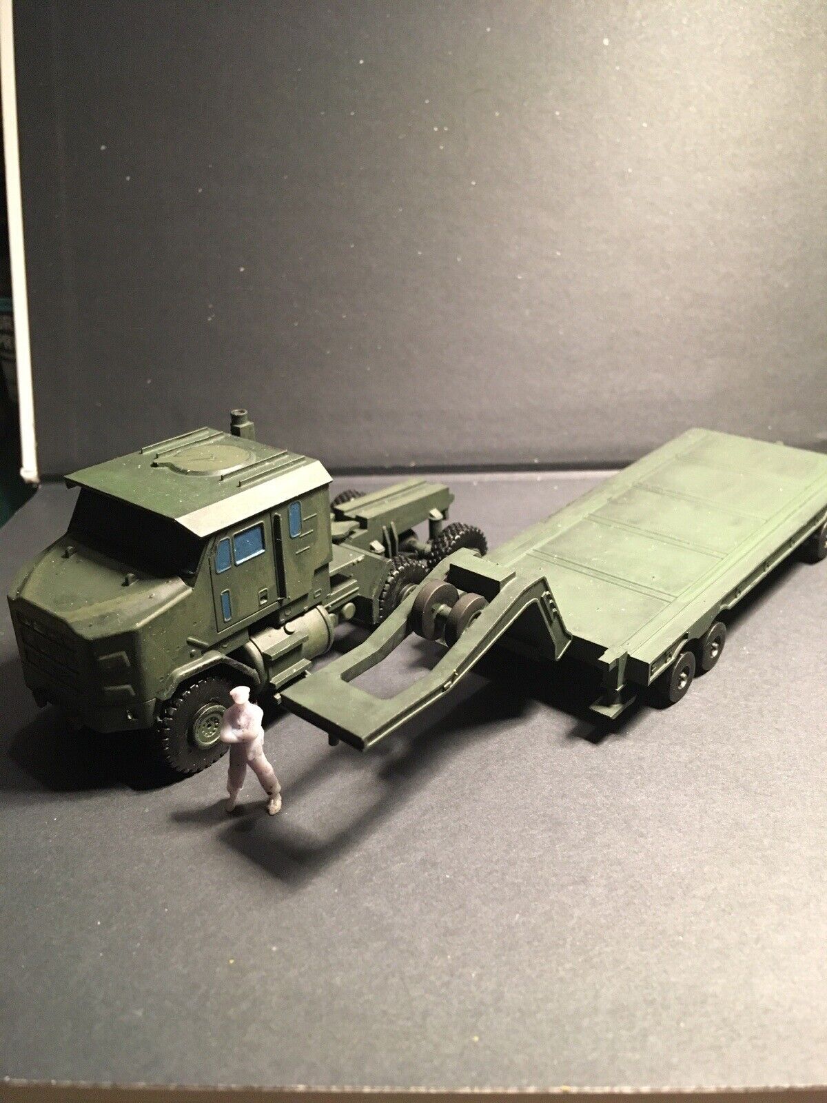 American Post War HETT Tank Transporter. Painted Resin Model