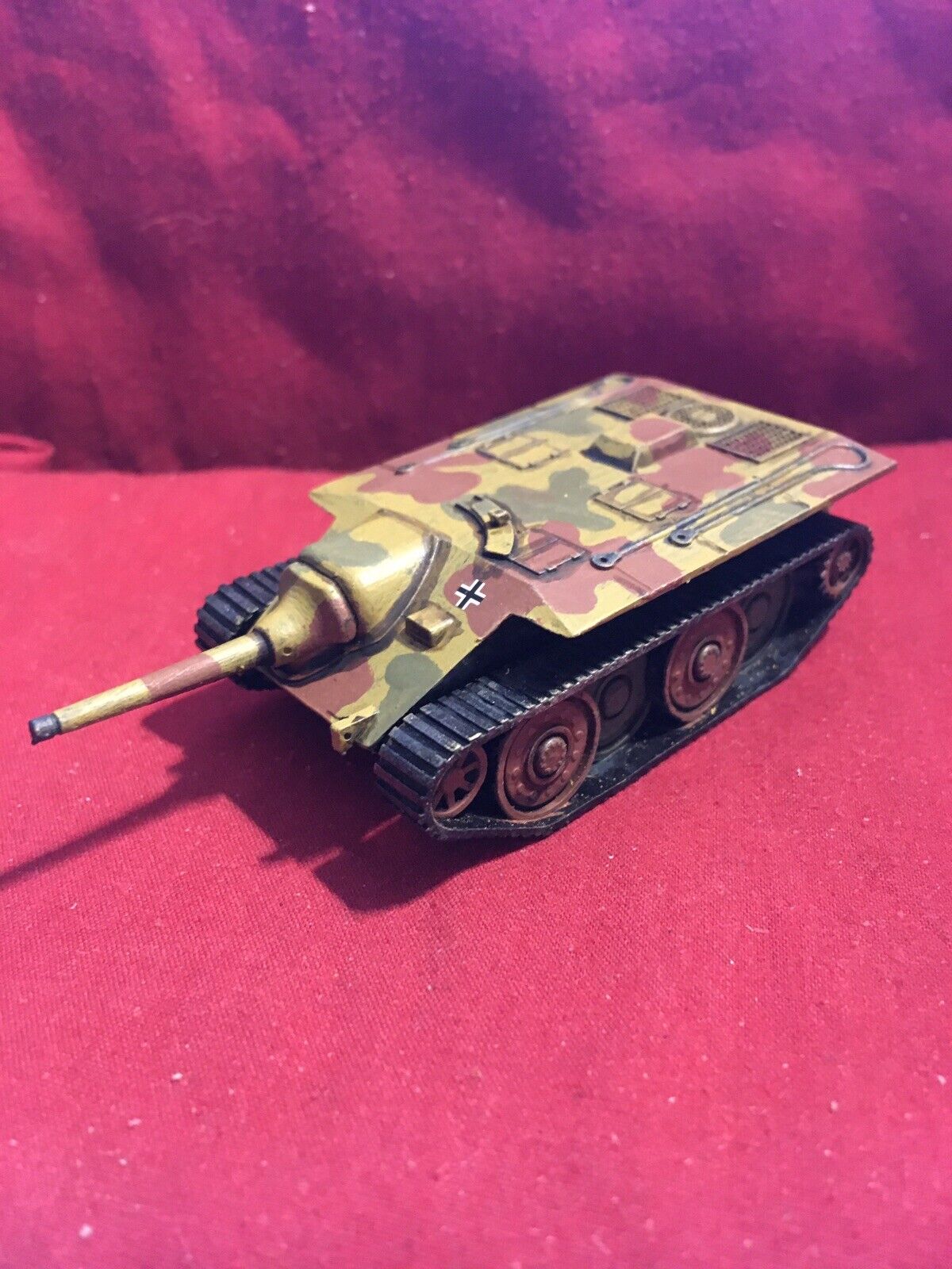 WW2 German E-10 Hetzer Prototype. Painted Resin Model