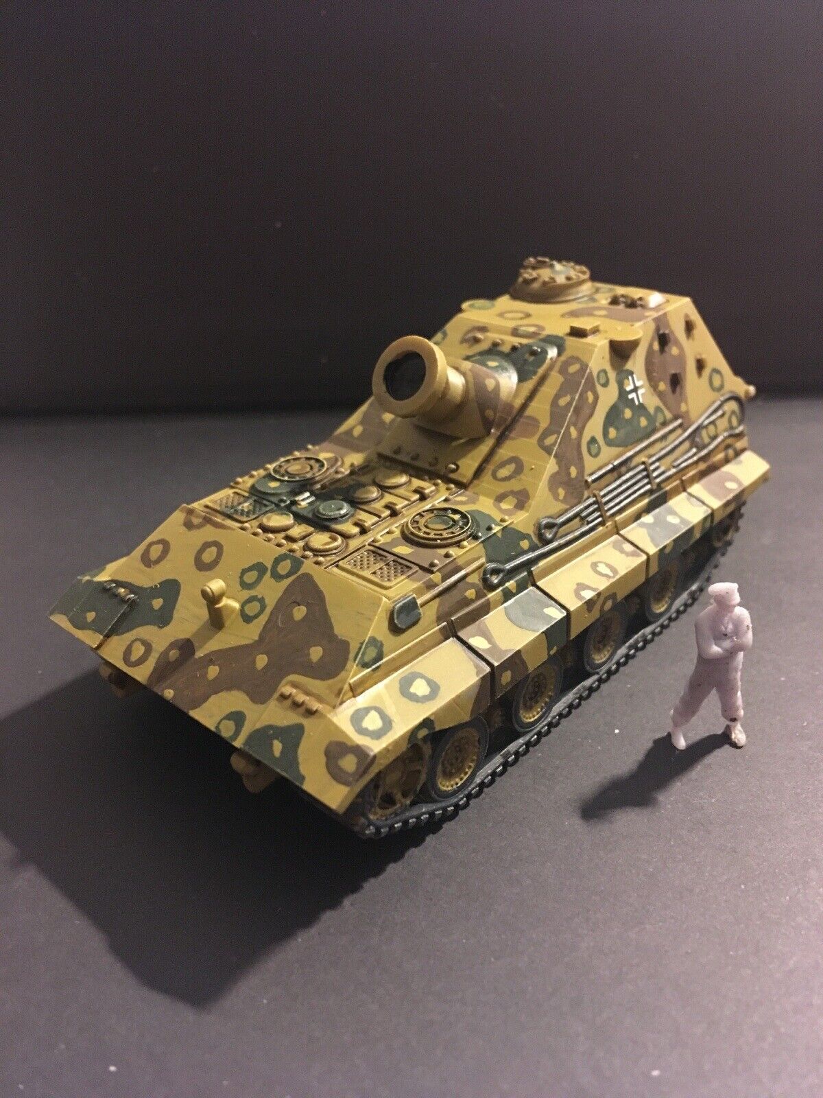 WW2 German E-75 38cm Heavy Mortar. Painted Resin Model