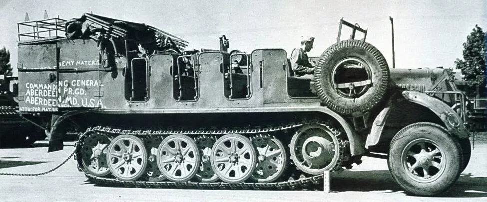 WW2 German Sd.Kfz 7/6 Flak Survey Halftrack. Painted Resin Model