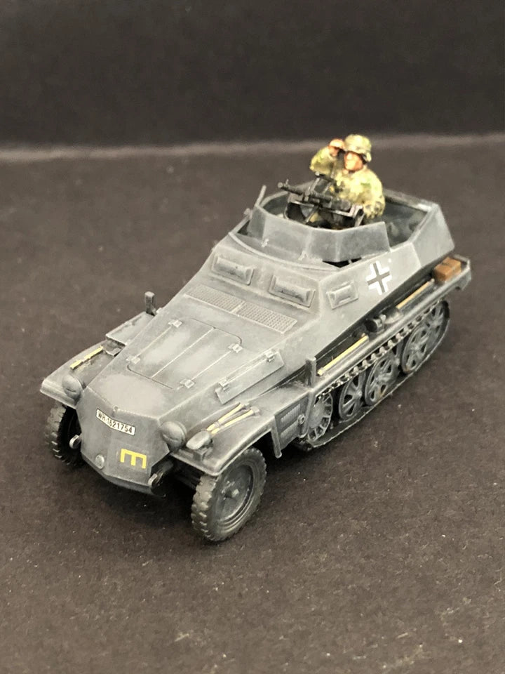WW2 German 250/4 Twin MG. Painted Resin Model