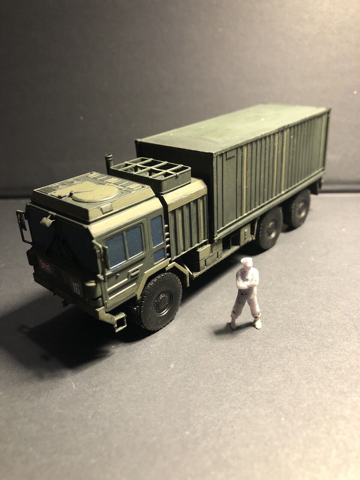 British Post War MAN HX58 SUPPORT TRUCK WITH CONTAINER. Painted Resin Model