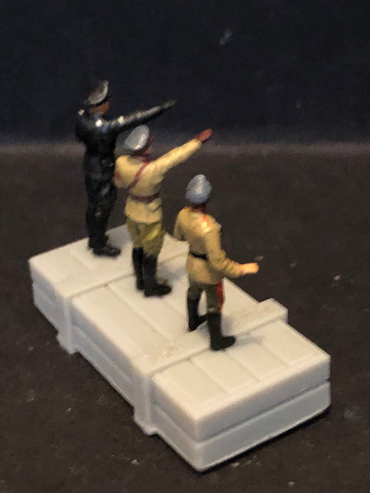 WW2 German figures x 3 (Hitler.Rommel and SS Officer) Painted Resin Model