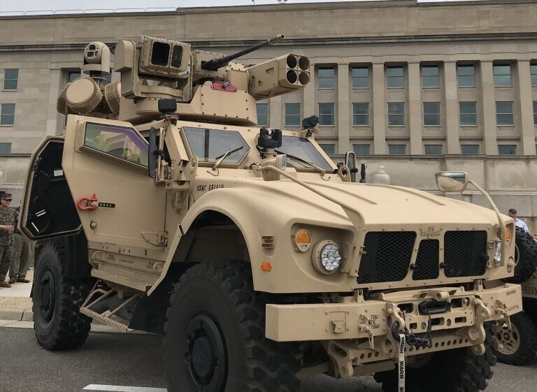 American Post War JLTV with Raytheon Coyote. Painted Resin Model