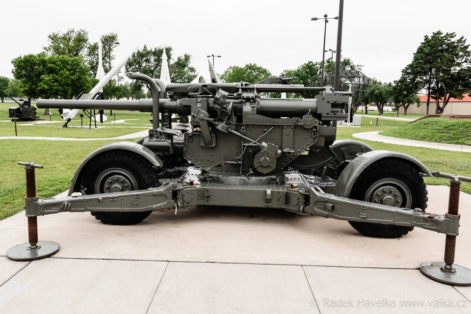 WW2 British QF 3.7MM AA Gun In towing position. Painted Resin Model