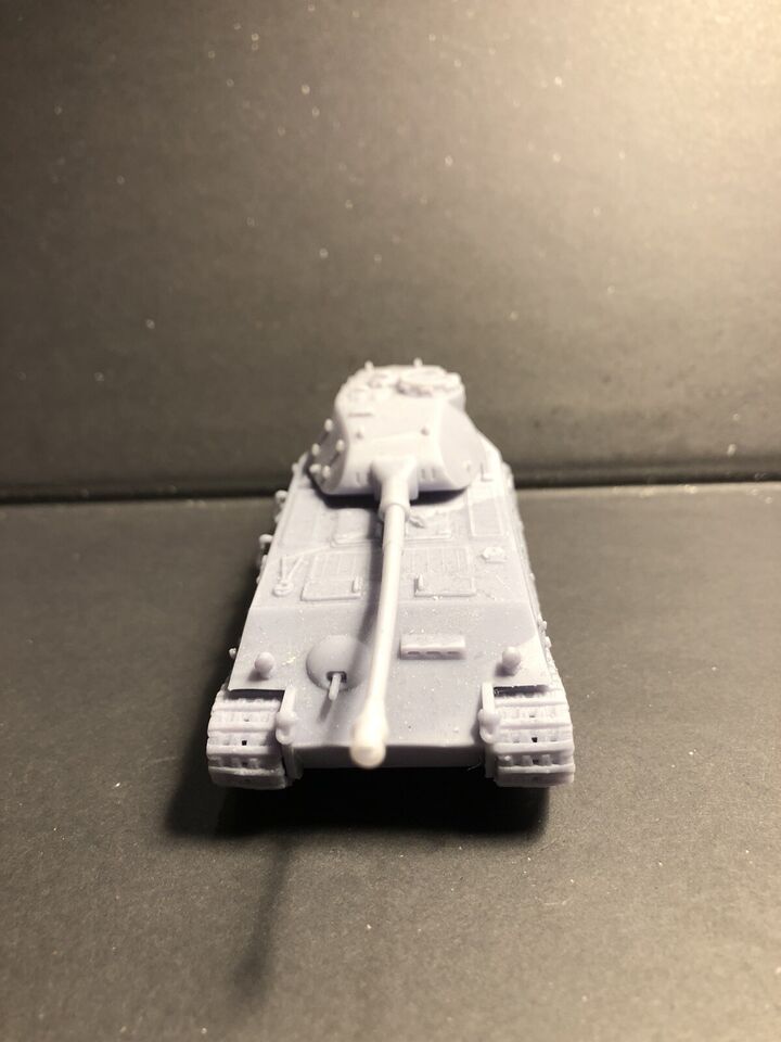 WW2 German VK.45.02(P) Hintern Tiger. Unpainted Resin Model