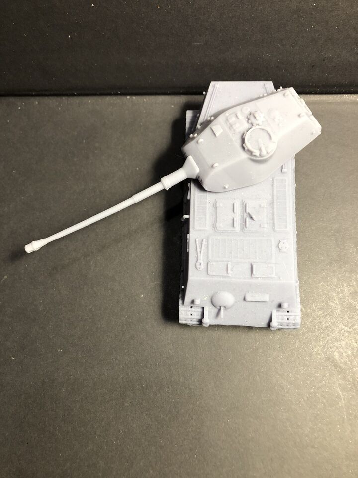 WW2 German VK.45.02(P) Hintern Tiger. Unpainted Resin Model