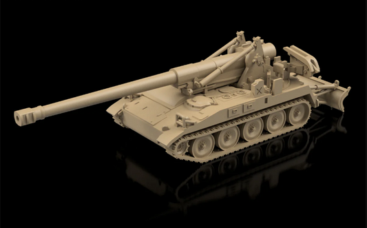 American Post War M110 Self Propelled Howitzer. Painted Resin Model