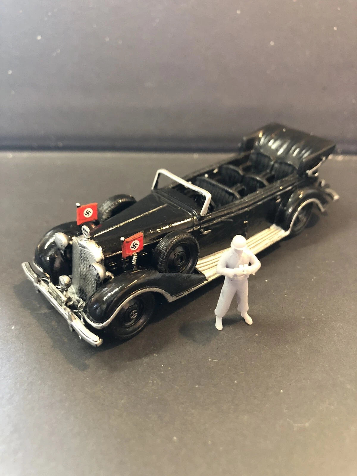 WW2 German Mercedes 770 Grossier (6 Seats). Painted Resin Model